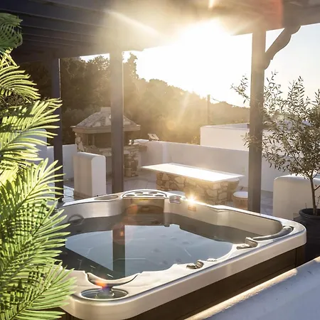 Giannis & Maria Sunset House