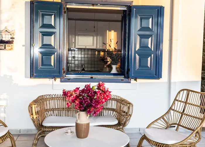 Giannis & Maria Sunset House *