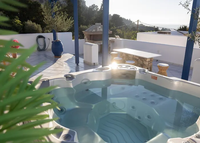 Giannis & Maria Sunset House